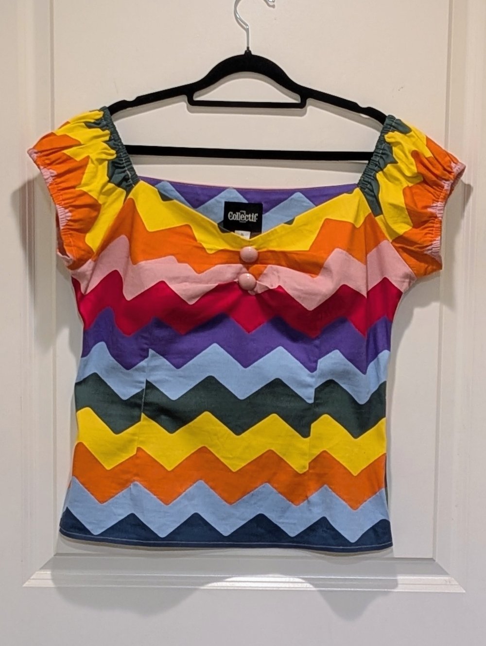 EUC Collectif London XL Delores Rainbow Chevron Sweetheart Neckline Top